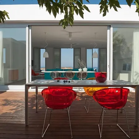 The Edge Of Paros Beauty Apartment *